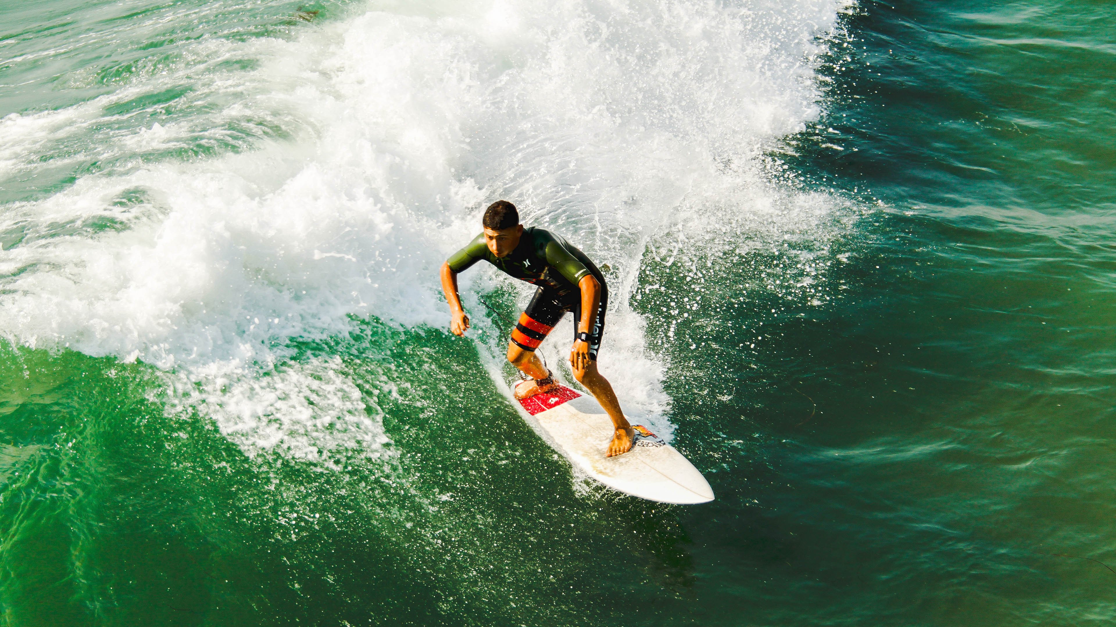 德甲攻守激烈：节奏快，精彩不断！，德甲德甲