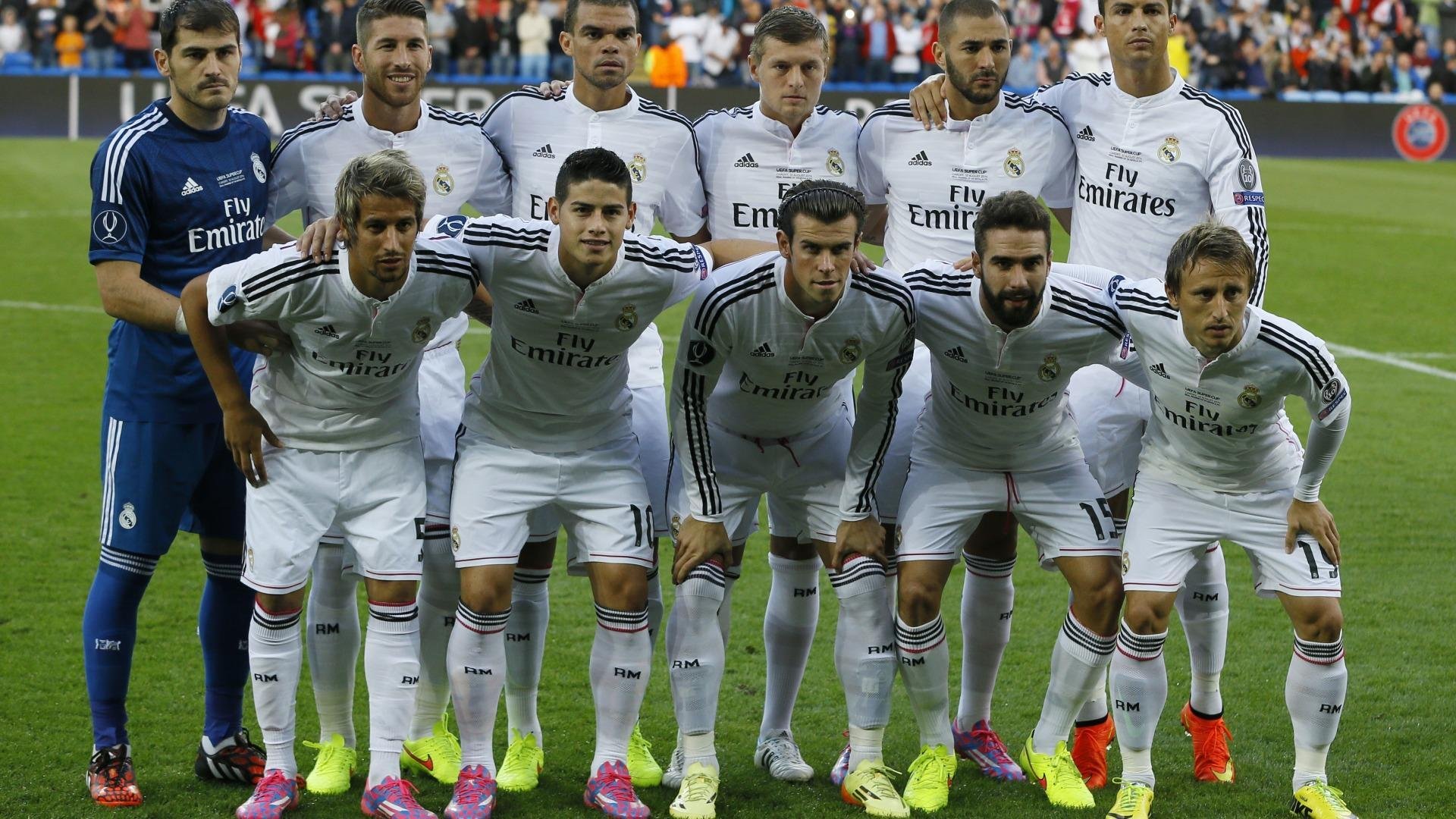 法甲天王对决：瓜迪奥拉式战术的完美展现，瓜迪奥拉决赛变阵